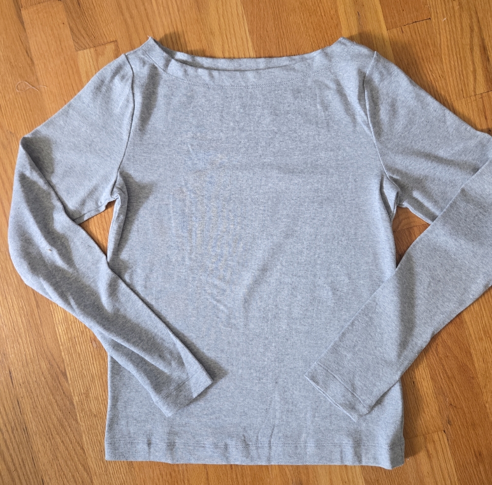 GAP Gray Boatneck Petite Medium Long Sleeve Top